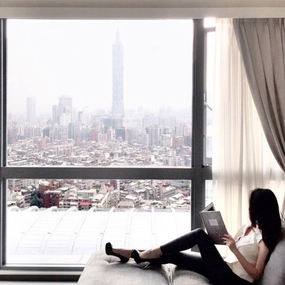 Meet your Posher, Iva - Picture 2 of 3